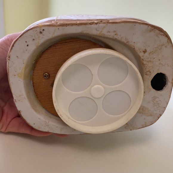 Vintage Boy and Girl Praying at Table Musical Figurine - Picture 3 of 3